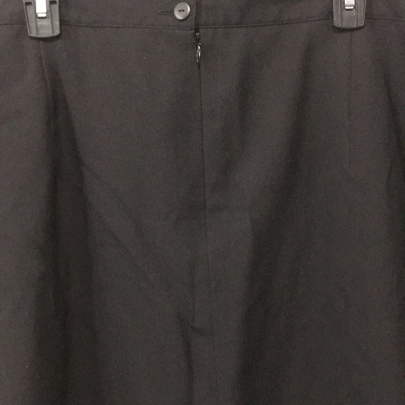 EL Corte Ingles Womens Plus Size 62  (Spain) XXL Solid Black Skirt - Picture 5 of 10